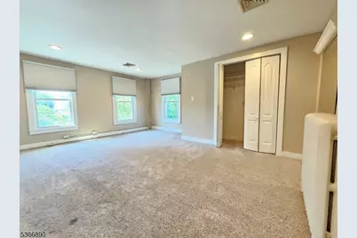 24 Pennsylvania Ave, Flemington, NJ 08822 - Photo 12