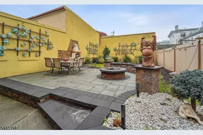 105 Jefferson St, Newark, NJ 07105 - Photo 2