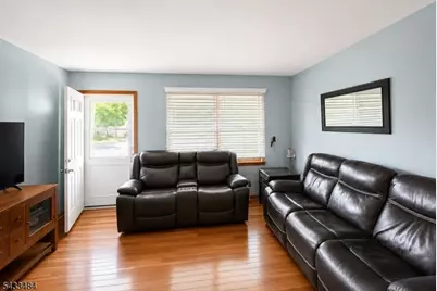 438 Seaton Ave, Roselle Park, NJ 07204 - Photo 1