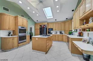 45 Kershner Pl, Fair Lawn, NJ 07410 - Photo 6