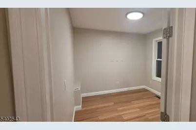 115 Wallington Ave, Wallington, NJ 07057 - Photo 10