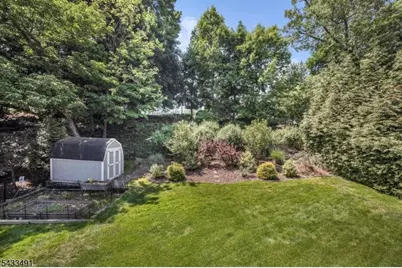 35 Old Orchard Ct, Cedar Grove, NJ 07009 - Photo 36
