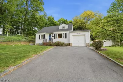 35 Deerfield Dr, West Orange Township, NJ 07052 - Photo 4