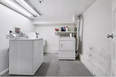 68 Llewellyn Ave, Bloomfield, NJ 07003 - Photo 18