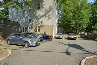 68 Llewellyn Ave, Bloomfield, NJ 07003 - Photo 24