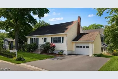 37 Linden Rd, Wayne, NJ 07470 - Photo 2