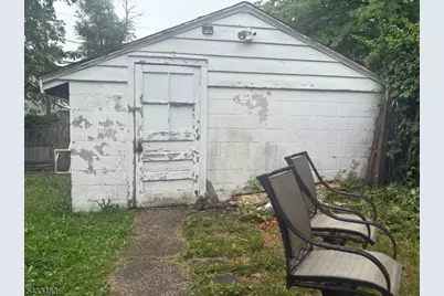 106 Smith Street, Newark, NJ 07106 - Photo 40