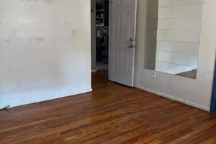106 Smith St, Newark, NJ 07106 - Photo 6