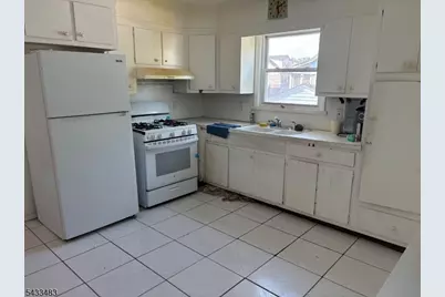 106 Smith Street, Newark, NJ 07106 - Photo 16