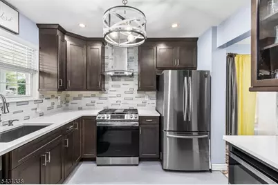 12 Brookside Ln, Mount Arlington, NJ 07856 - Photo 6