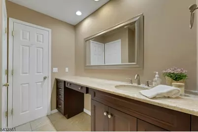 297 Pines Lake Dr E, Wayne, NJ 07470 - Photo 12