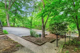 297 Pines Lake Dr E, Wayne, NJ 07470 - Photo 2