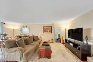 300 Winston Dr-C0, Cliffside Park, NJ 07010 - Photo 4