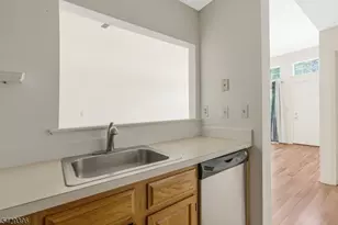 44 Spruce Ct, Bedminster Township, NJ 07921 - Photo 16
