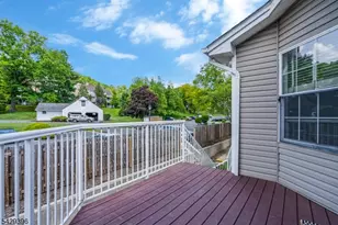44 Spruce Ct, Bedminster Township, NJ 07921 - Photo 2
