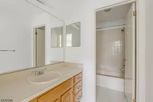 44 Spruce Ct, Bedminster Township, NJ 07921 - Photo 22