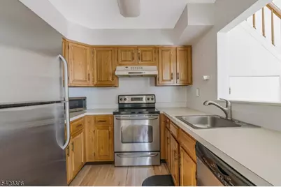 44 Spruce Court, Bedminster Township, NJ 07921 - Photo 14