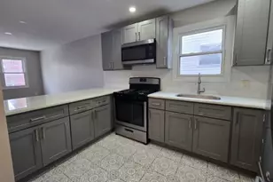 7 Hudson St, Newark, NJ 07103 - Photo 2