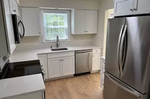 87 Junco Ct, Readington, NJ 08887 - Photo 2
