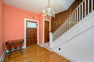 1120 Madison Hill Rd, Clark Township, NJ 07066 - Photo 4