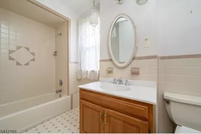 1120 Madison Hill Rd, Clark Township, NJ 07066 - Photo 30