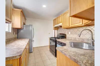 921 Paterson Plank Rd #2, North Bergen, NJ 07047 - Photo 14