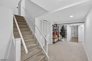 18 Pine Ridge Dr, Summit, NJ 07901 - Photo 34