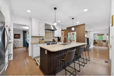 18 Pine Ridge Dr, Summit, NJ 07901 - Photo 4