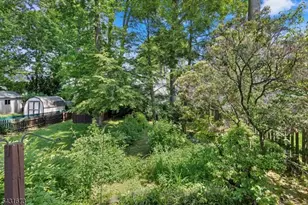 106 Gallows Hill Rd, Cranford Township, NJ 07016 - Photo 26