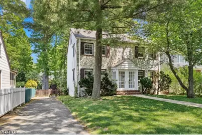 106 Gallows Hill Rd, Cranford Township, NJ 07016 - Photo 2