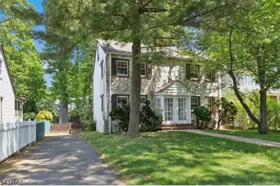 108 Gallows Hill Rd, Cranford Township, NJ 07016 - Photo 2