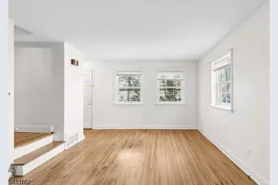 108 Gallows Hill Rd, Cranford Township, NJ 07016 - Photo 4