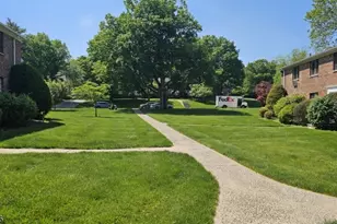 105D Troy Dr, Springfield, NJ 07081 - Photo 12
