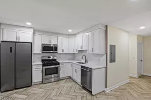 194 Hillside Ave, Newark, NJ 07108 - Photo 6