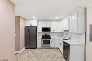 194 Hillside Ave, Newark, NJ 07108 - Photo 1