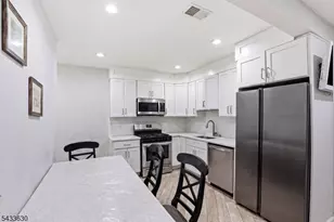 194 Hillside Ave, Newark, NJ 07108 - Photo 20