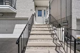 19 Halleck St, Newark, NJ 07104 - Photo 2