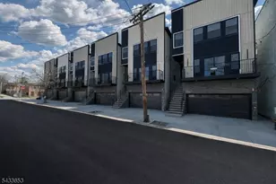 268 Hunterdon St, Newark, NJ 07103 - Photo 1