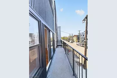 268 Hunterdon St #2, Newark, NJ 07103 - Photo 6