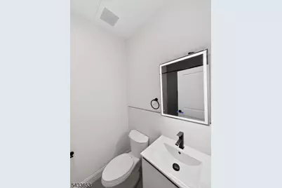 268 Hunterdon St #2, Newark, NJ 07103 - Photo 34