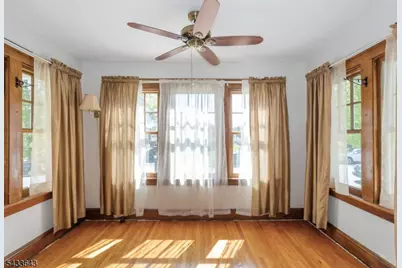141 Henry St, Hasbrouck Heights, NJ 07604 - Photo 10