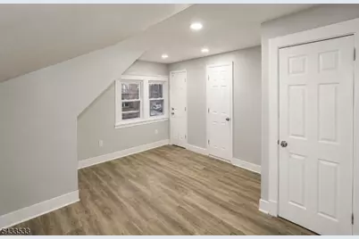183 N Munn Ave, East Orange, NJ 07017 - Photo 6