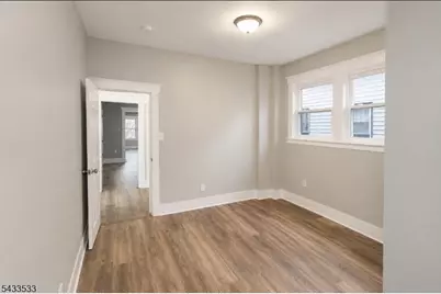 183 N Munn Ave, East Orange, NJ 07017 - Photo 10