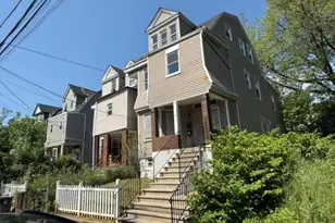 27 Seymour Ave, Newark, NJ 07108 - Photo 2