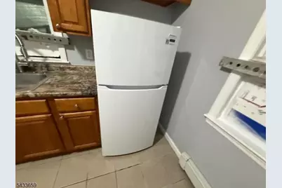 27 Seymour Ave, Newark, NJ 07108 - Photo 16