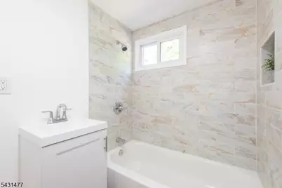 557 Christopher St, Orange, NJ 07050 - Photo 22