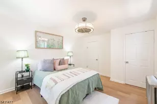 557 Christopher St, Orange, NJ 07050 - Photo 16