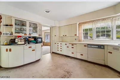 6 Saw Mill Rd, North Haledon, NJ 07508 - Photo 12