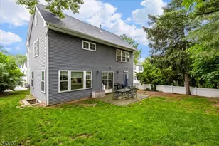 128 Edgewood Ave, Clifton, NJ 07012 - Photo 32