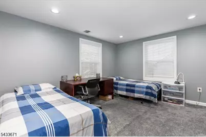 128 Edgewood Ave, Clifton, NJ 07012 - Photo 22